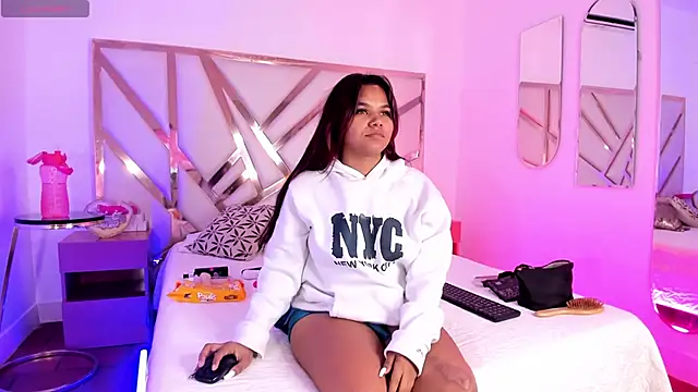 Carolina Evanss online show from March 11, 3:58 am