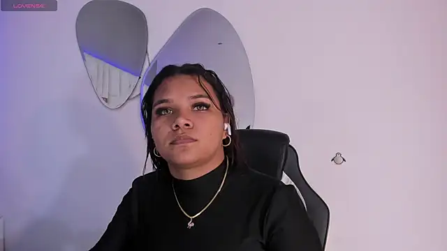 Carolina Evanss online show from October 31, 11:29 am