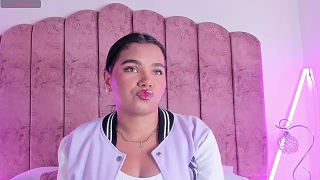 Carolina Evanss online show from February 22, 3:53 am