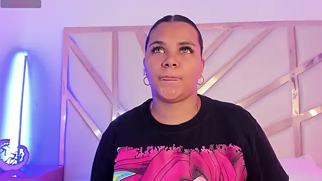 Carolina Evanss online show from November 18, 11:46 am