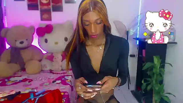 lucianadolll online show from March 1, 1:33 pm