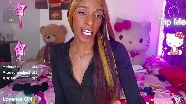 lucianadolll online show from May 16, 6:34 am