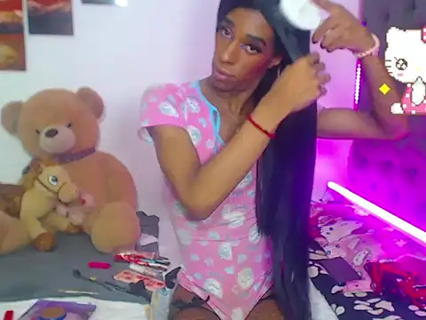 lucianadolll online show from December 21, 6:37 am