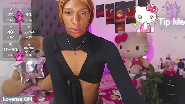lucianadolll online show from April 19, 4:52 pm