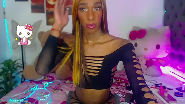 lucianadolll online show from March 26, 7:17 am