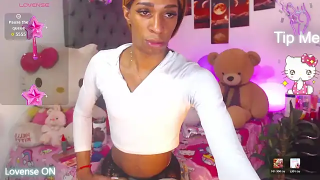 lucianadolll online show from April 24, 1:18 am