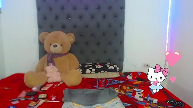 lucianadolll online show from October 25, 12:04 pm