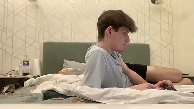 cutie guys online show from December 14, 8:13 am