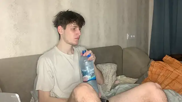 cutie guys online show from December 21, 6:22 pm