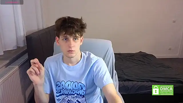 cutie guys online show from July 31, 8:28 pm