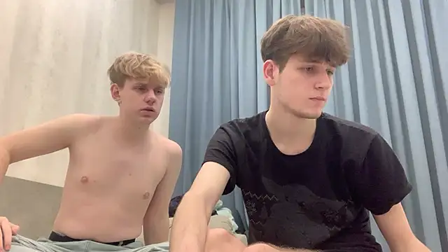 cutie guys online show from December 10, 10:05 pm