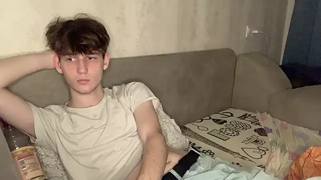 cutie guys online show from December 19, 7:18 pm