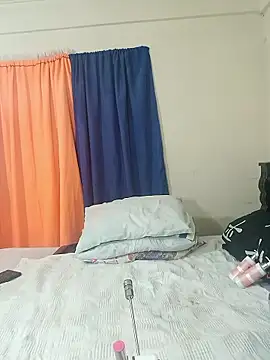 Stylevoluptuousvycky online show from January 11, 11:00 pm