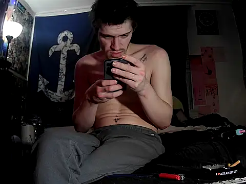 ATwinkie online show from February 9, 4:54 am