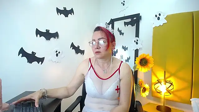 Lupiita223 online show from October 29, 12:48 pm