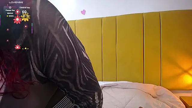 Lupiita223 online show from February 24, 1:01 pm