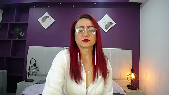 Lupiita223 online show from November 24, 1:00 pm