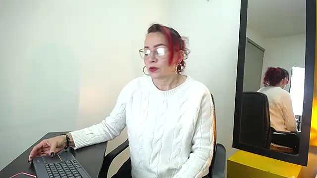 Lupiita223 online show from January 8, 12:55 pm