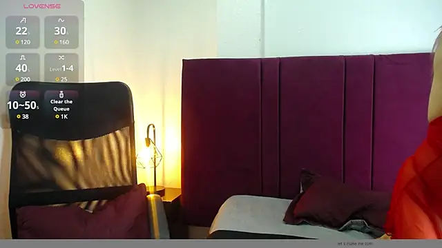Snapshot of Lupiita223 chatting on February 26, 4:16 pm Lupiita223 online show from February 26, 4:16 pm