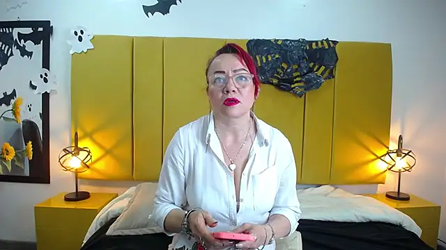 Snapshot of Lupiita223 chatting on October 16, 12:57 pm Lupiita223 online show from October 16, 12:57 pm