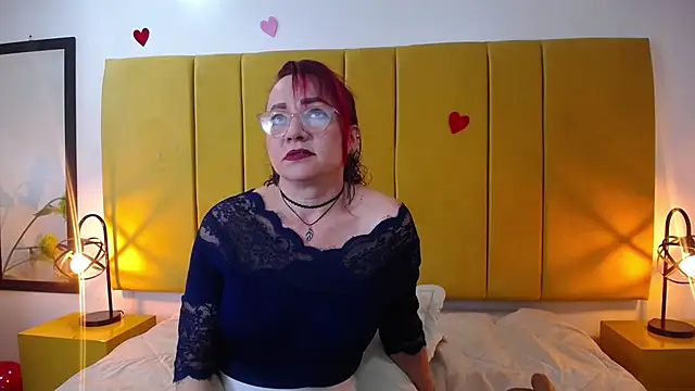 Lupiita223 online show from February 19, 12:57 pm