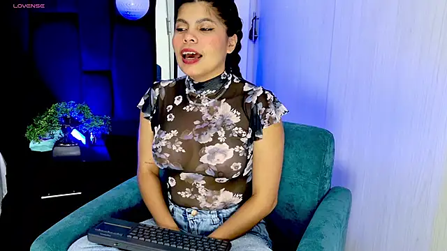 cutehanna1 online show from September 17, 10:56 pm