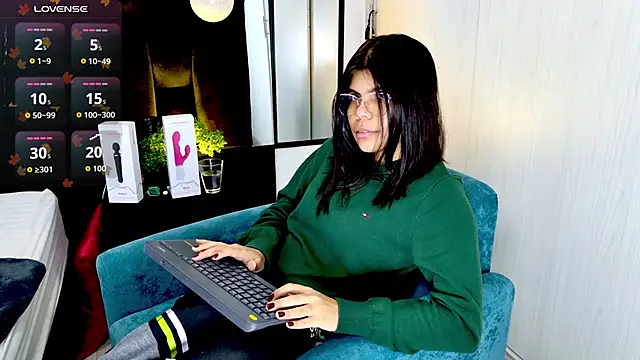 cutehanna1 online show from September 29, 11:54 pm