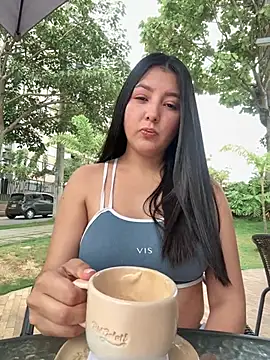 licky lu online show from April 10, 4:25 pm