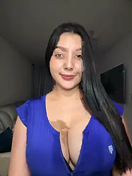 licky lu online show from April 2, 2:52 am