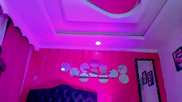 TiffanyMackensyy online show from February 22, 1:19 am