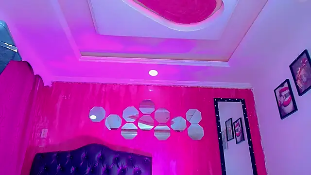 TiffanyMackensyy online show from February 26, 1:16 am