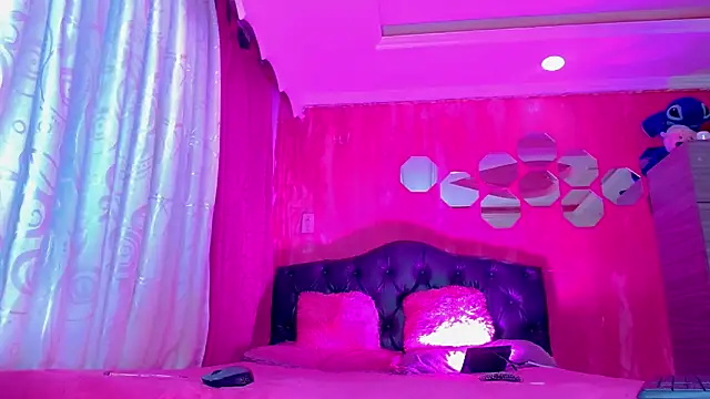 TiffanyMackensyy online show from March 9, 1:31 am