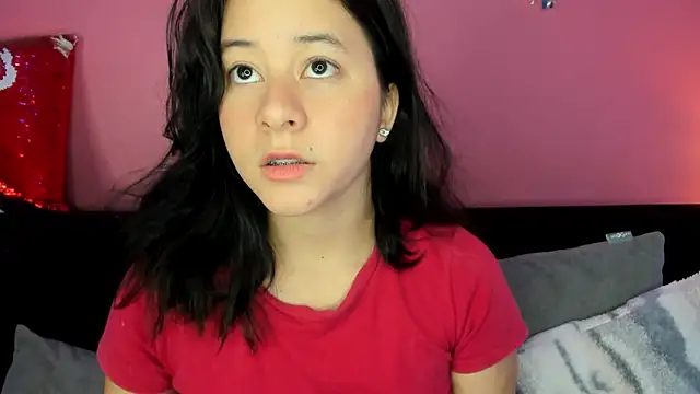 agnes 213 online show from November 20, 1:45 pm