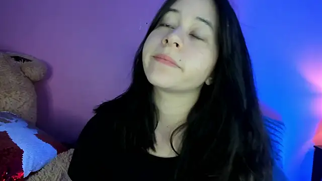 agnes 213 online show from January 17, 9:18 pm