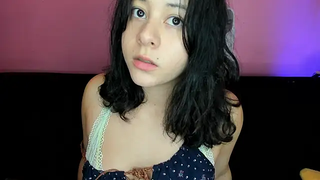 agnes 213 online show from October 12, 2:29 pm