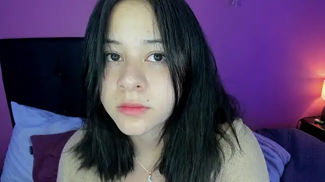 agnes 213 online show from September 10, 12:15 pm