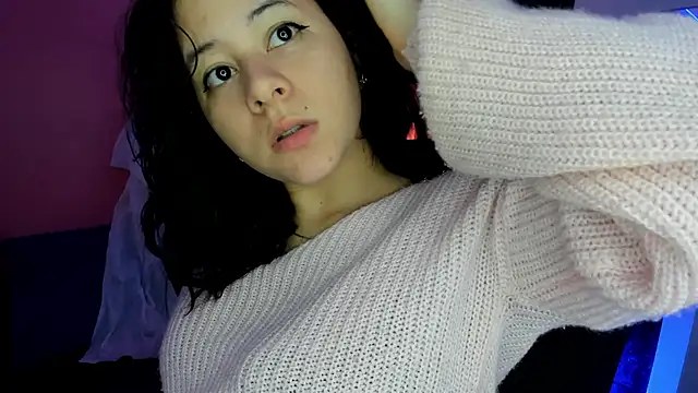 agnes 213 online show from October 10, 2:29 pm