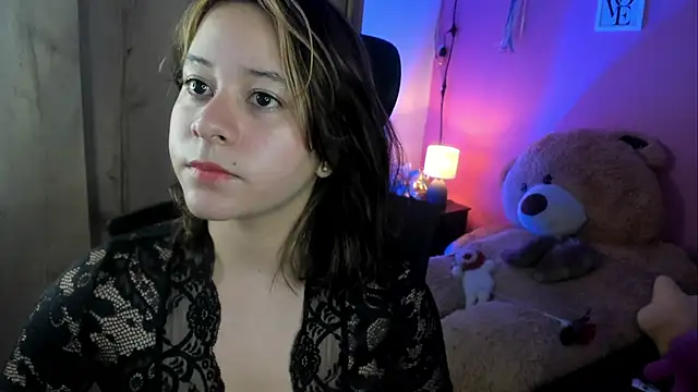 Snapshot of agnes_213 chatting on February 19, 2:58 pm agnes 213 online show from February 19, 2:58 pm