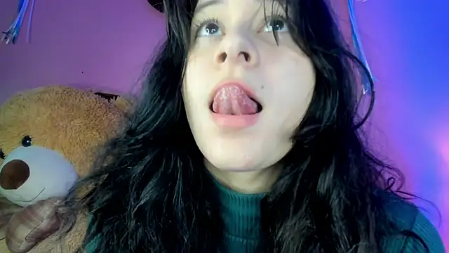 agnes 213 online show from January 10, 1:50 pm