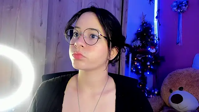 agnes 213 online show from January 6, 1:37 pm