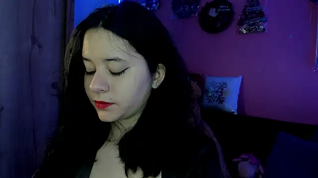 agnes 213 online show from December 17, 1:16 pm