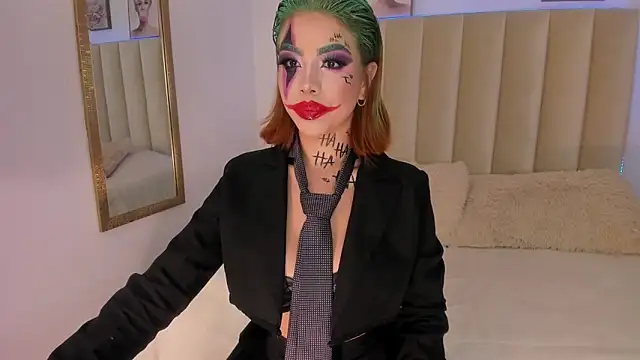 Catvalentine  online show from October 31, 1:41 pm