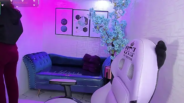 Theia moon online show from January 9, 12:56 pm