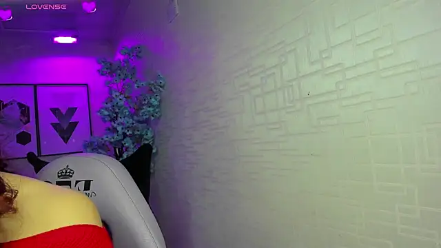 Theia moon online show from December 2, 1:13 pm