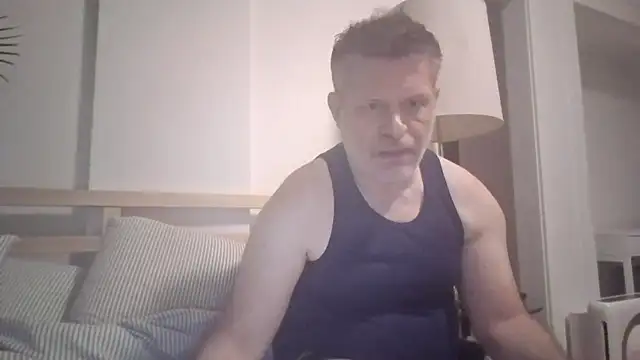 Snapshot of LARawAlways2 chatting on December 15, 7:31 pm LARawAlways2 online show from December 15, 7:31 pm