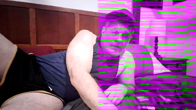 Snapshot of LARawAlways2 chatting on November 29, 2:01 am LARawAlways2 online show from November 29, 2:01 am