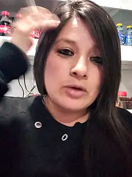 Snapshot of Neve_Collins chatting on May 17, 1:38 am Neve Collins online show from May 17, 1:38 am