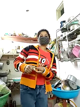 Snapshot of samosa73 chatting on January 23, 2:39 pm samosa73 online show from January 23, 2:39 pm