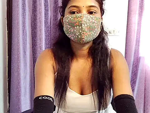 Snapshot of samosa73 chatting on September 15, 3:18 am samosa73 online show from September 15, 3:18 am