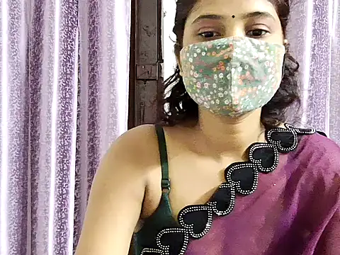 Snapshot of samosa73 chatting on September 24, 1:39 pm samosa73 online show from September 24, 1:39 pm